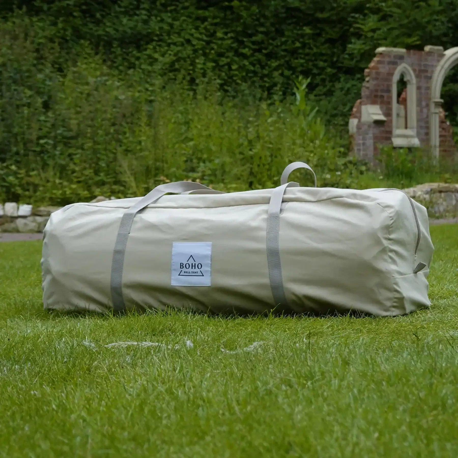 Classic Bell Tent for Glamping and Outdoor Camping
