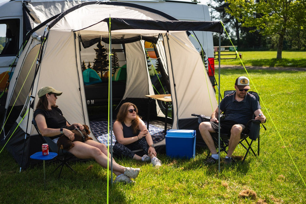 Motorhome Drive-Away Awning with Fibreglass Poles