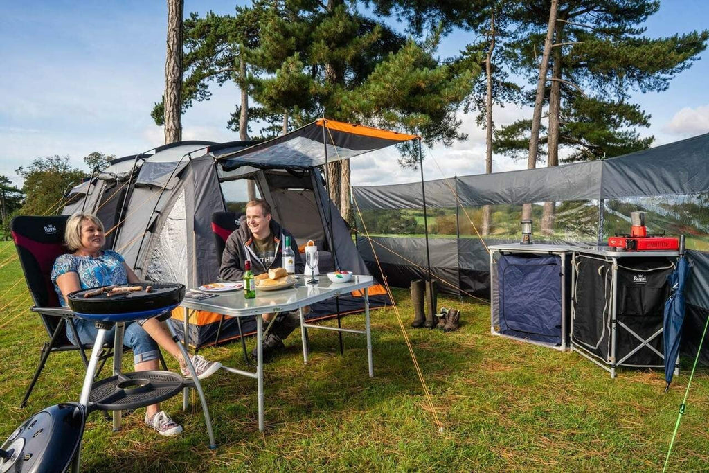 6-Berth Family Camping Tent with Blackout Bedrooms