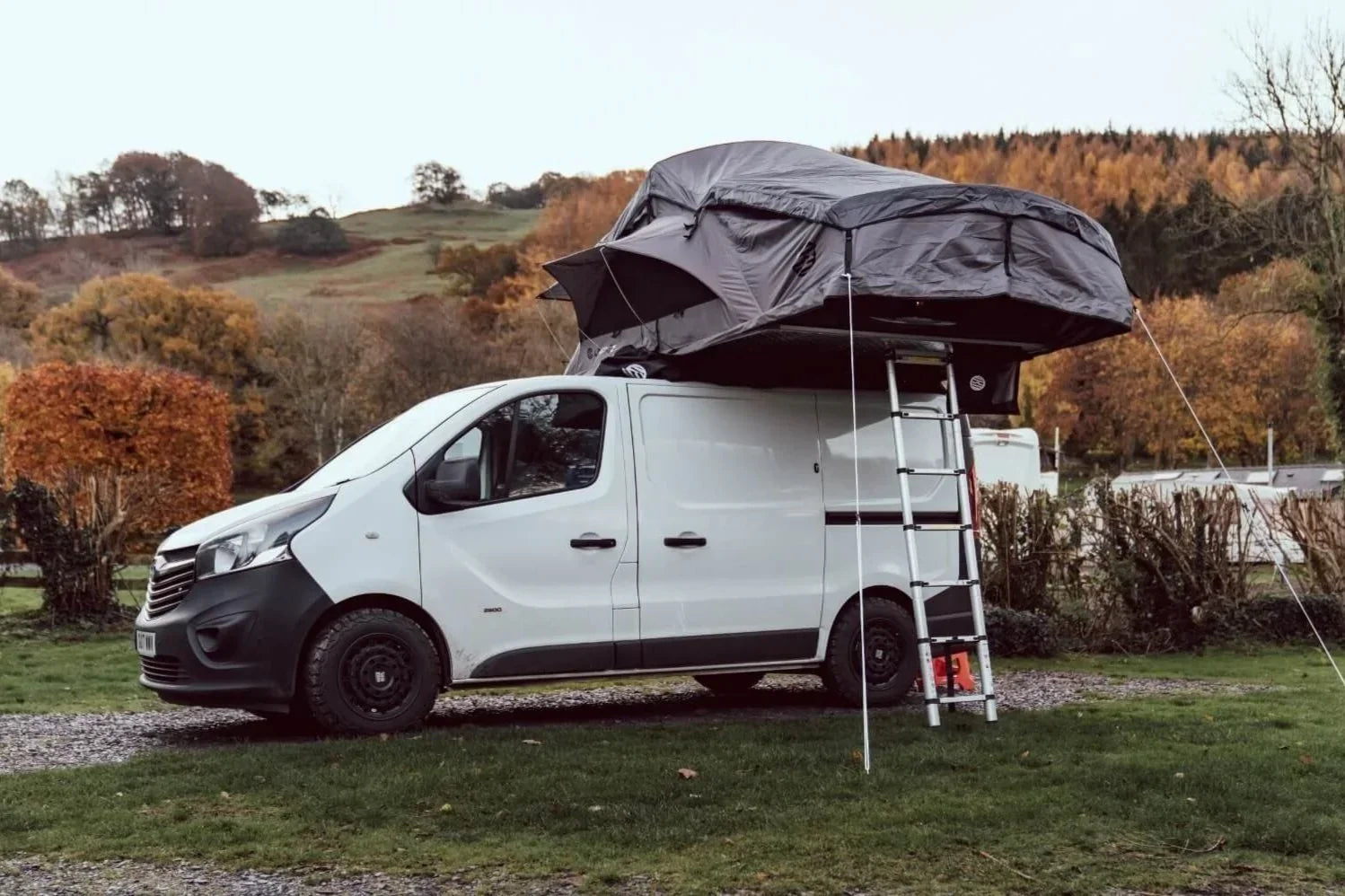 XL Family Rooftop Tent - Spacious Vehicle Camping Shelter